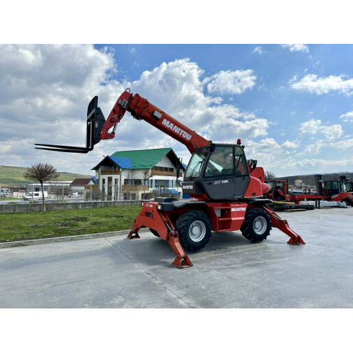 Incarcator frontal telescopic rotativ Manitou MRT 1530