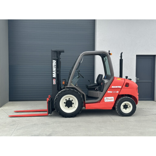 Stivuitor diesel Manitou MSI 25D pentru teren accidentat - 2.5T 
