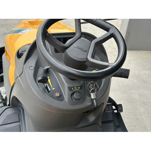 Masina de tuns gazon tip tractor (ride-on mower) STIGA  Estate Pro 9122 XWSY cu lama de zapada 