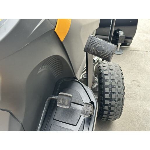 Masina de tuns gazon tip tractor (ride-on mower) STIGA  Estate Pro 9122 XWSY cu lama de zapada 