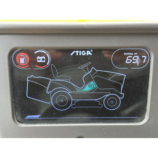 Masina de tuns gazon tip tractor (ride-on mower) STIGA  Estate Pro 9122 XWSY cu lama de zapada 