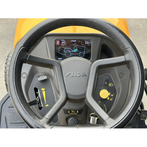 Masina de tuns gazon tip tractor (ride-on mower) STIGA  Estate Pro 9122 XWSY cu lama de zapada 