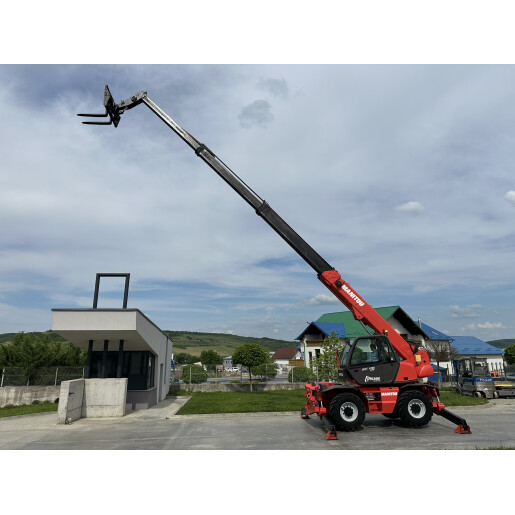 Incarcator frontal telescopic rotativ Manitou MRT 1742 
