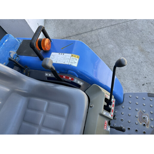 Tractor Japonez 15CP 4×4 Iseki TM15