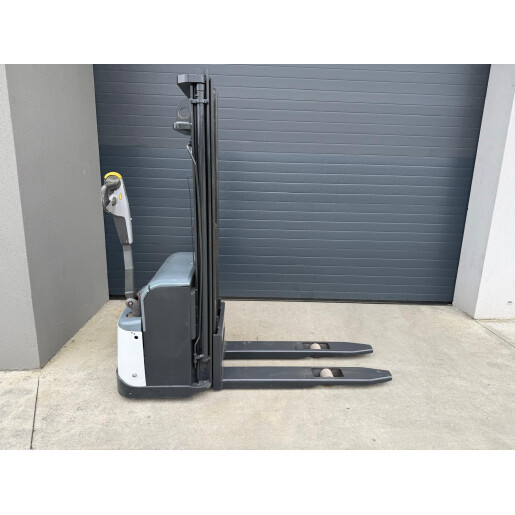 Liza electrica cu catarg UNICARRIERS  - 1.25T - 2018