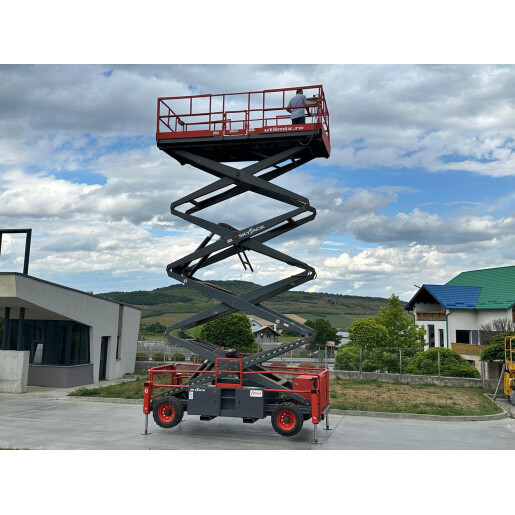 Nacela Skyjack SJ9250 RT - 17,2 m | 4x4 | Stabilizatori | 2015 | 2.105 ore