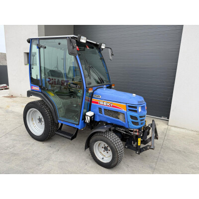 Tractoraș ISEKI cu lama de zăpadă 