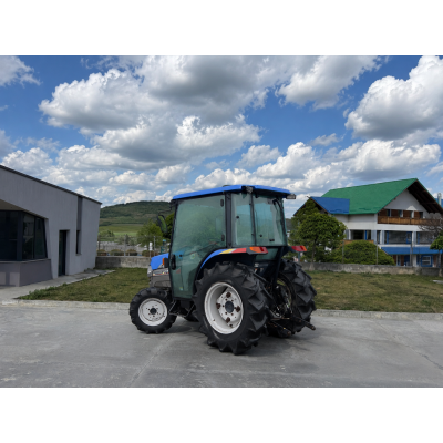 Tractor Japonez 33CP 4x4 Iseki AT33 - cu cabina si freza de sol