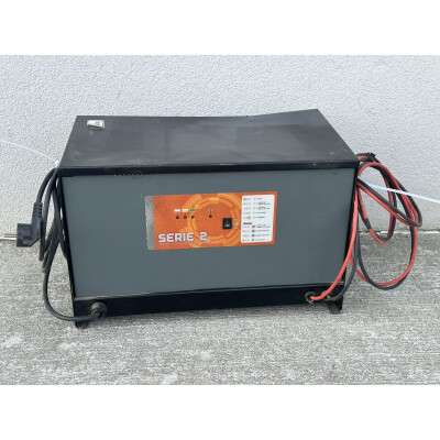Statie incarcare Serie 2 Motive Power 24V/50A