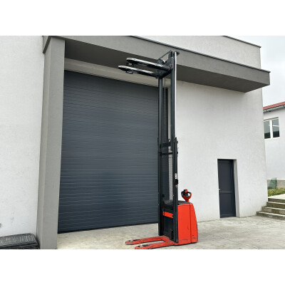 Liza electrica cu catarg LINDE L14 - 1.4T - 2019 