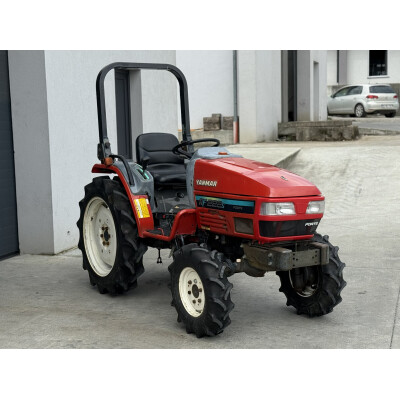 Tractor Japonez 22CP 4x4 Yanmar AF222 - cu freza de sol