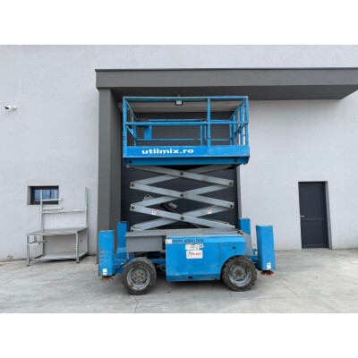 Nacela Diesel Genie GS-2668 RT tip foarfeca pentru teren accidentat - 10m - 2007 scissor lift