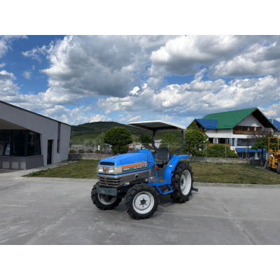 Tractor Japonez 27CP Iseki Landlader TG273 4x4 - cu freza de sol