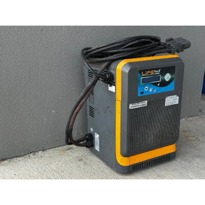 Statie incarcare Hawker LifeTech 72V/160A// 80V/144A