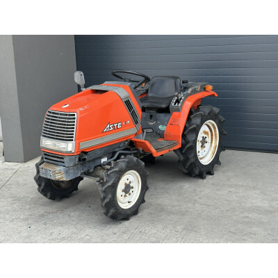 Tractor Japonez 15CP 4x4 Kubota A15DT cu freza de sol