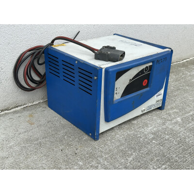 Statie incarcare Chloride Motive Power 2100 24V/25A