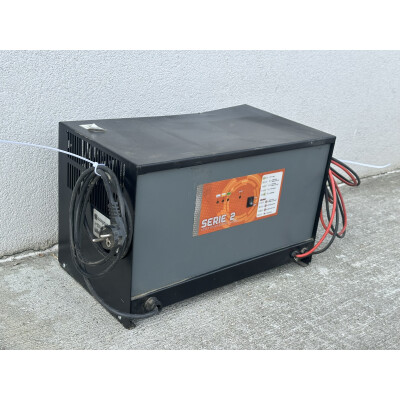 Statie incarcare Serie 2 Motive Power 24V/50A