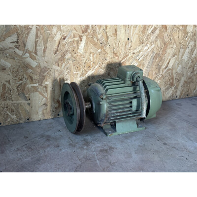 Motor electric Marelli industrial de 4 KW cu fulie curea