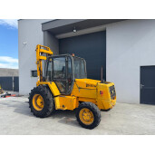 Motostivuitor diesel JCB 926B pentru teren accidentat   