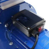 Moara cereale elctrica 3.9 KW, 220V, viteza 2850 r/min, capacitate 240 Kg/h, 4 site incluse THOR