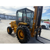 Motostivuitor diesel JCB 926B pentru teren accidentat   