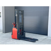 Liza electrica cu catarg LINDE L14 - 2012