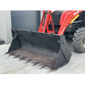 Buldoexcavator Manitou Terex TLB 844SX4 an 2018