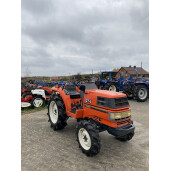Tractor japonez 4×4 Kubota GT3