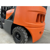 Stivuitor Dosan 25 GX - GPL - 2.5T - 2011 