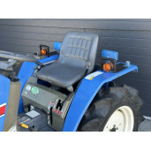 Tractor Japonez 15CP 4×4 Iseki TM15