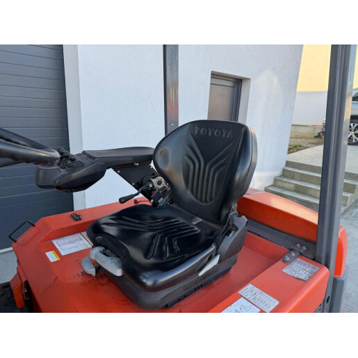 Electric Forklift TOYOTA 7BMF25