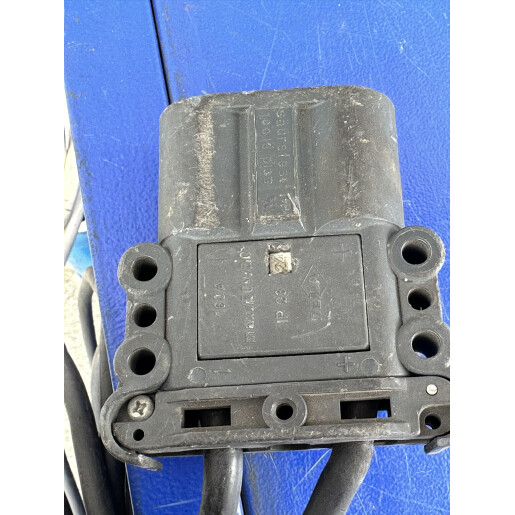 Statie incarcare Hawker EnerSys 24V/80A