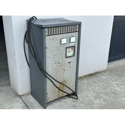 Statie incarcare Varta Dominit 24V/150A