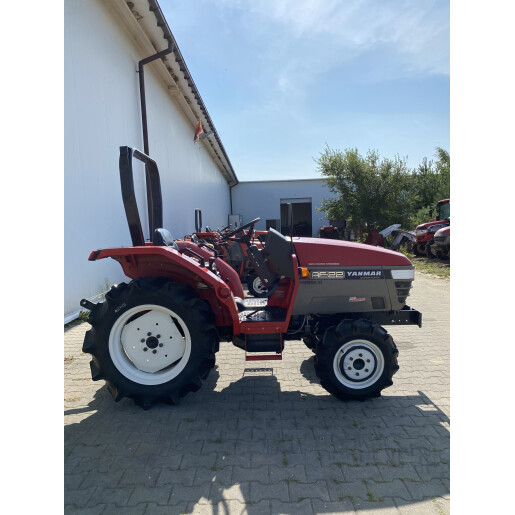 Tractor Japonez 4×4 Yanmar AF22