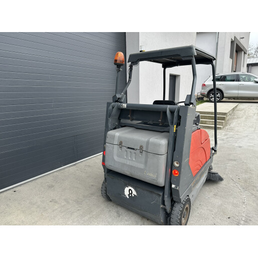 Maturatoare aspiranta cu operator la bord HAKO JONAS 1200E
