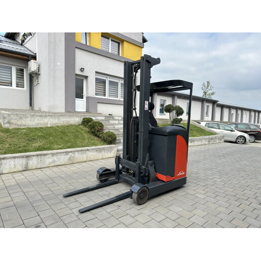 Stivuitor Reach Truck Electric LINDE R10 C - An 2004