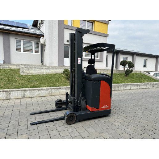 Stivuitor Reach Truck Electric LINDE R10 C - An 2004