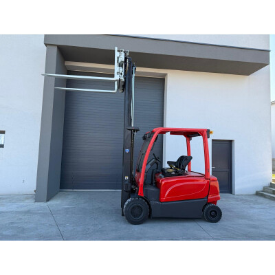 Stivuitor electric Hyster J3.0XN