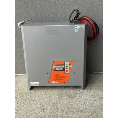 Statie incarcare Toyota E 24V/100A