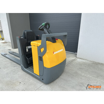 Liza electrica Jungheinrich ECE 225 - 2011 -