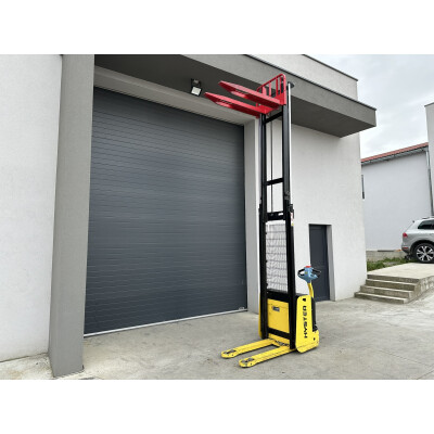 Liza electrica cu catarg HYSTER S1.0 AC 