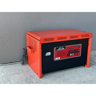 Statie incarcare Linde intronic B 24V/80A