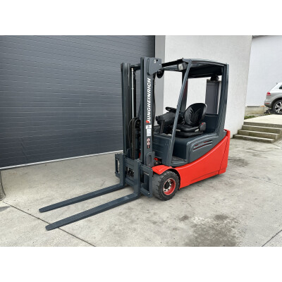 Stivuitor electric JUNGHEINRICH EFG 220 
